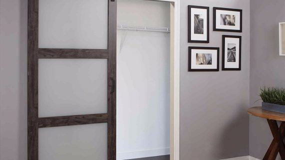 Rumah Mungil Terlihat Luas dengan Pintu Geser