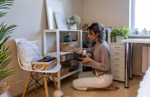 Rumah Terasa Ramai Meski Sedikit Barang? Ini Alasannya