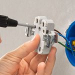 Panduan Aman Instalasi Air dan Listrik untuk Rumah Tinggal: Jangan Sampai Salah Jalur!