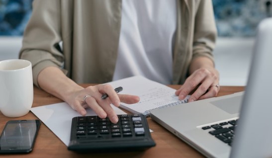 Cara Cerdas Menghitung RAB Pemasangan Plafon Gypsum Tanpa Risiko Boncos