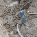 Cara Mengatasi Dak Beton Rembes dan Bocor Saat Transisi Cuaca