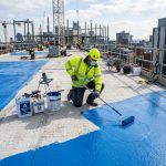 Waterproofing Dua Komponen vs Polyurethane: Solusi Pelapis Paling Kuat untuk Rooftop dan Balkon