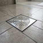 Cara Mengatasi Bau Tidak Sedap dari Saluran Pembuangan Lantai (Floor Drain) Kamar Mandi